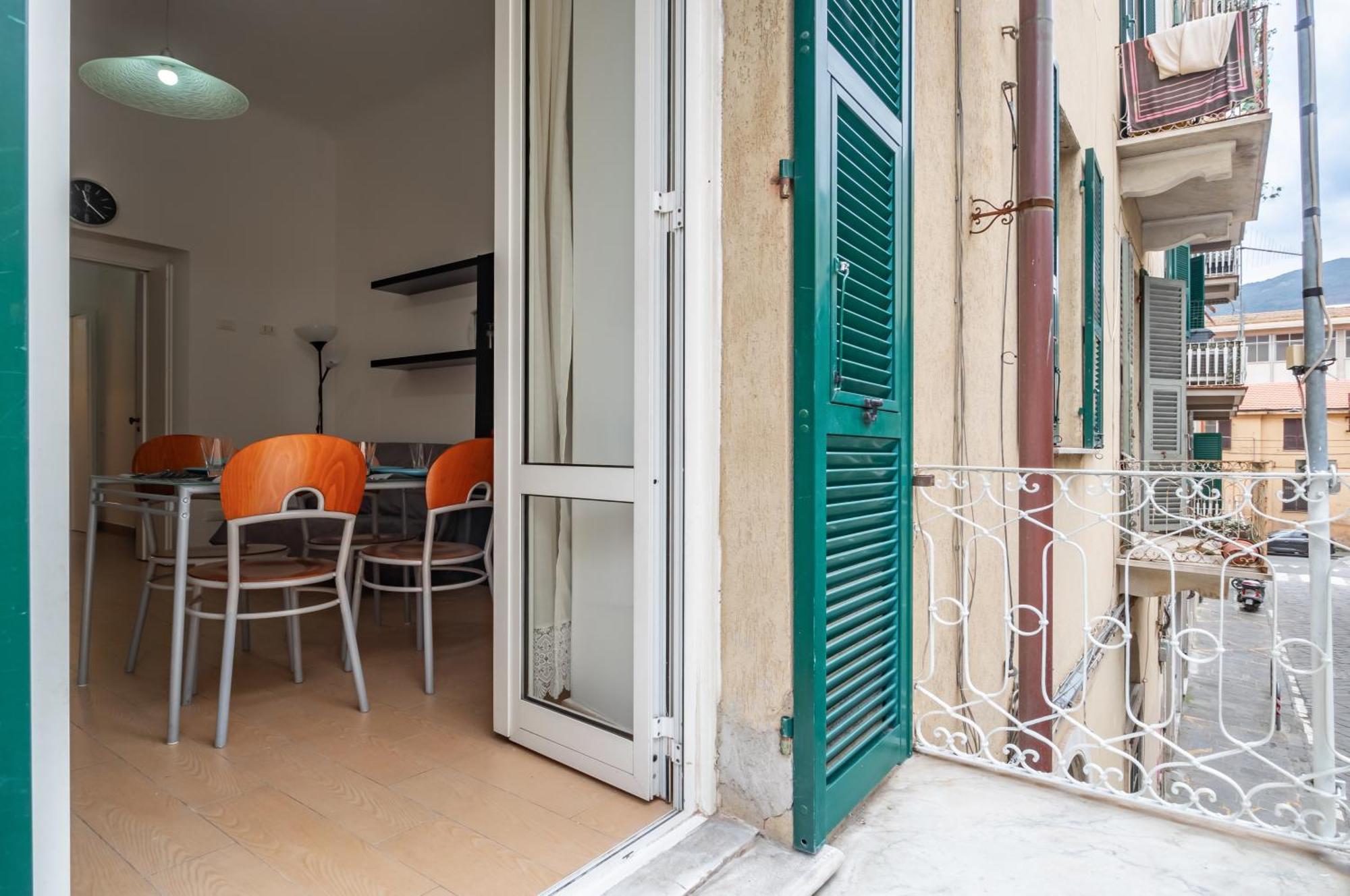 Castello San Giorgio & Railway Station Lovely Flat 斯培西亚 外观 照片